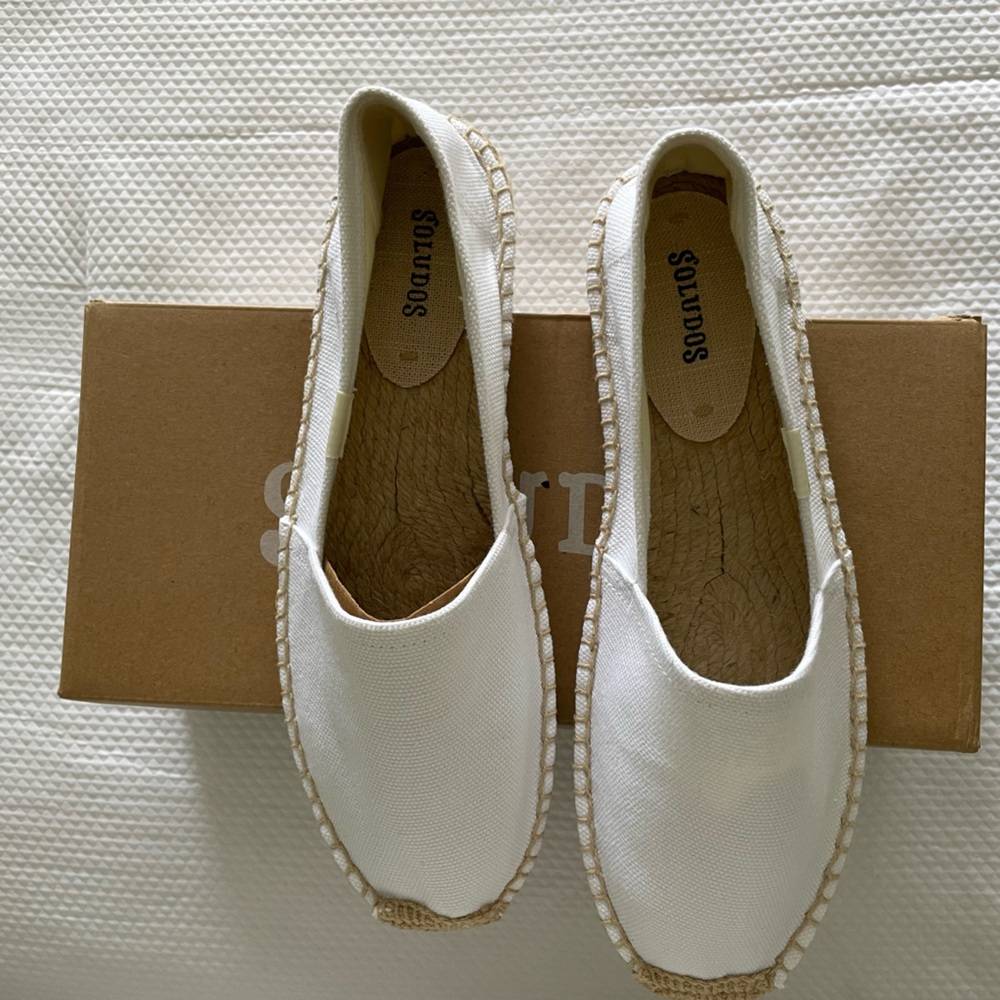 Brand New Soludos Dali Espadrilles, white, size 8